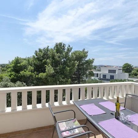 Andelka Apartment *