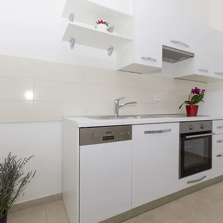 Apartment Andelka